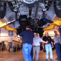 2 Post Vehicle Lift