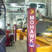 Mohawk TR-19/25 four post vehicle lift