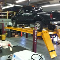 Mohawk TR-19/25 four post vehicle lift