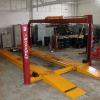 Mohawk Lift Four Post Vehicle Hoist