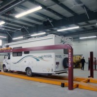 TR-25 24' Runway Lift Motor Home