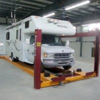 TR-25 24' Runway Lift Motor Home
