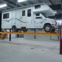 TR-25 24' Runway Lift Motor Home