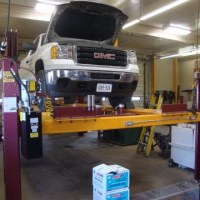 TR-25 Runway Lift Customer Garages