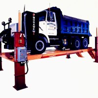 Four Post Lift 